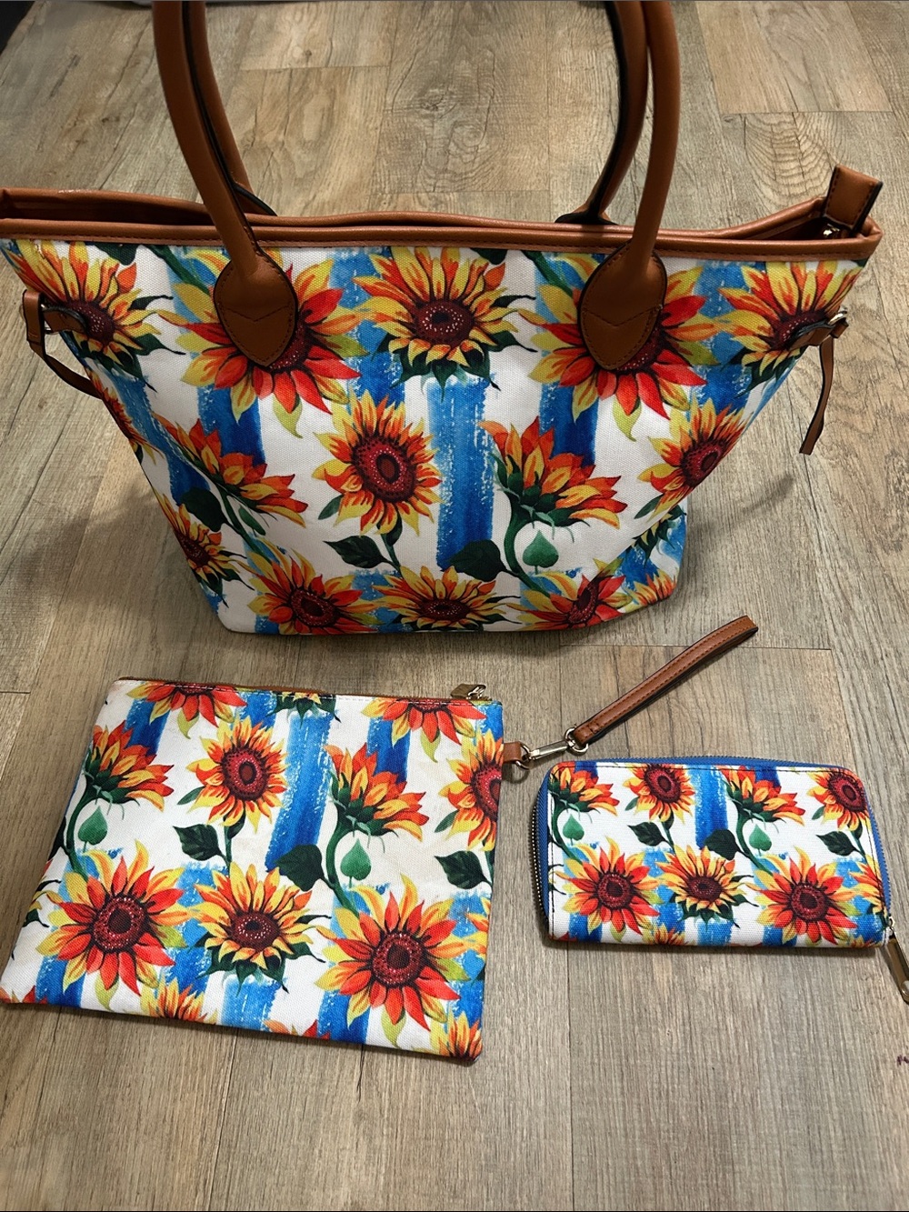 Sunflower Print Tote Travel Set